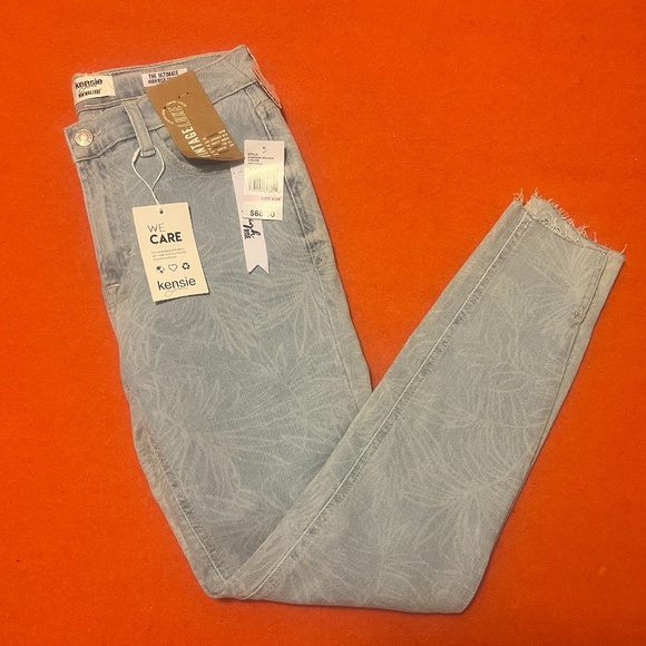 Kensie Jeans The Ultimate high rise Vintage Luxe stretchy skinny jeans NWT - Picture 1 of 13